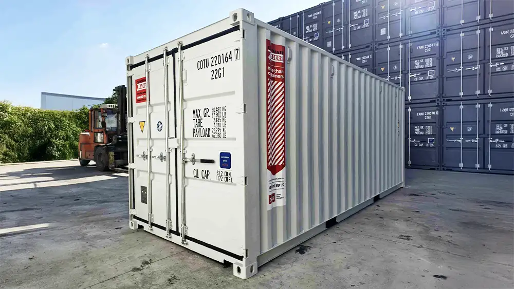 20ft Shipping Containers