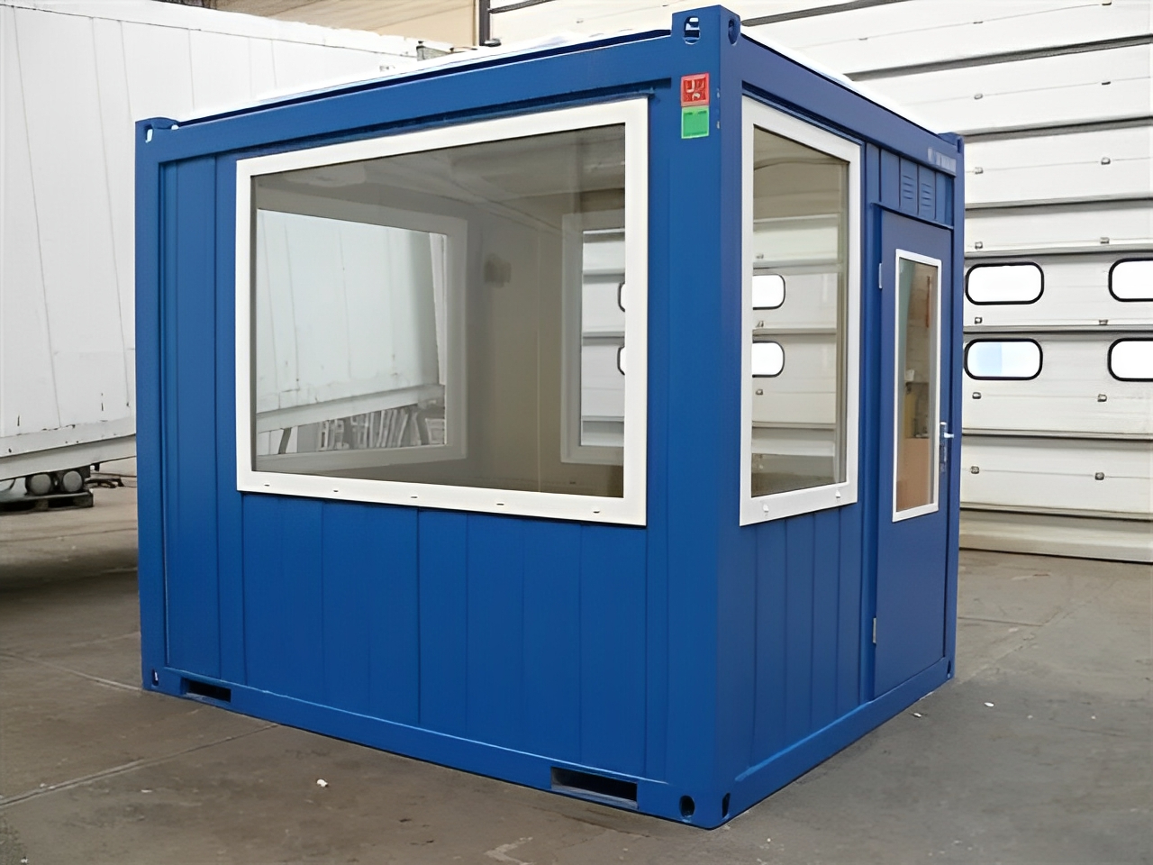 10ft Observation / Full Glass Unit – Premium Glass Viewing Cabin & Portable Office - Image 4