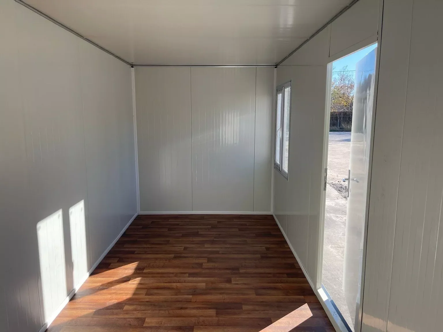 20ft Container Office – Modern, Secure & Portable Workspace - Image 3